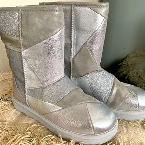 Ugg Silver Boots Excellent Condition
